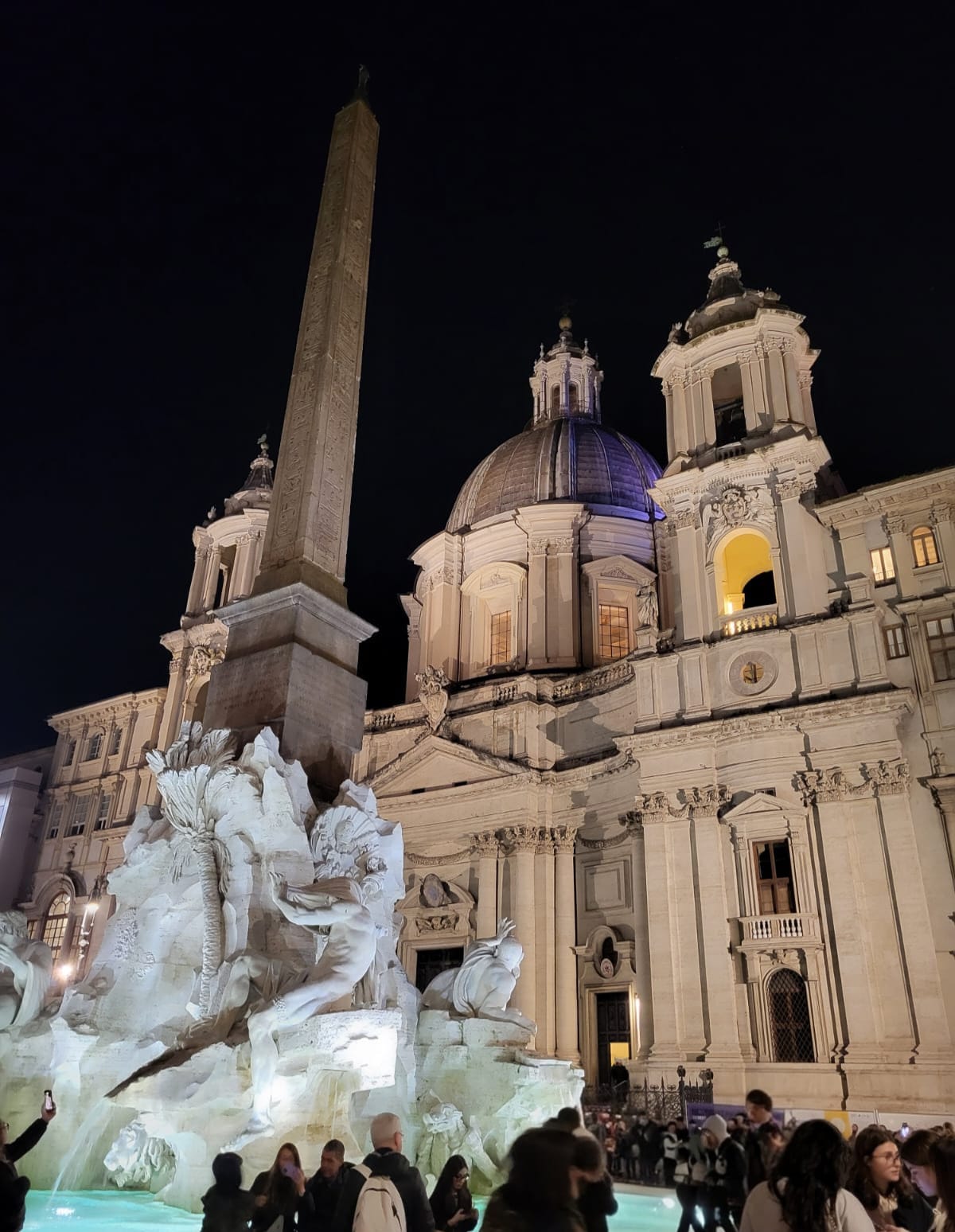Sant'Agnese in Agone, Piazza Navona